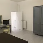 パリス ホテル 3*