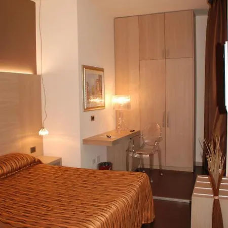 Hotel Paris Mestre
