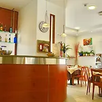 帕瑞斯酒店 3* 梅斯特雷