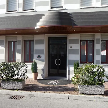 帕瑞斯酒店 梅斯特雷